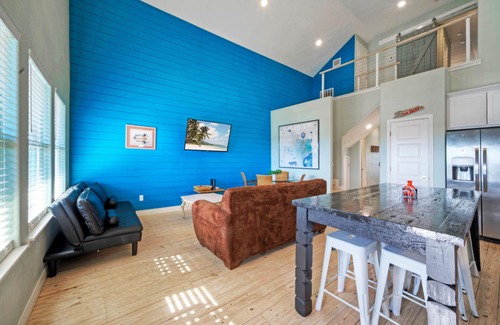 Flour Bluff House | Boat Dock & Pool | Private Fishing Village | Roseate Spoonbill by AvantStay