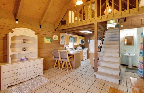 Okeechobee Cabin | Boat, Fish & Swim: Lakefront Cabin in Okeechobee!
