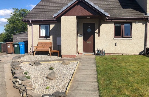Boat of Garten Cottage | Boat of Garten - welcoming & cosy family friendly house