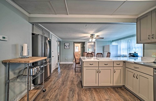 Edinboro Cottage | Boat & Ski: Home on Edinboro Lake w/Grill!