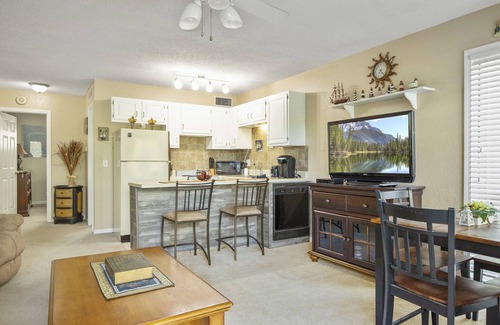 Lake of the Ozarks Condo | Boat Slip & Ramp- Trailer Parking- Lakefront Pool