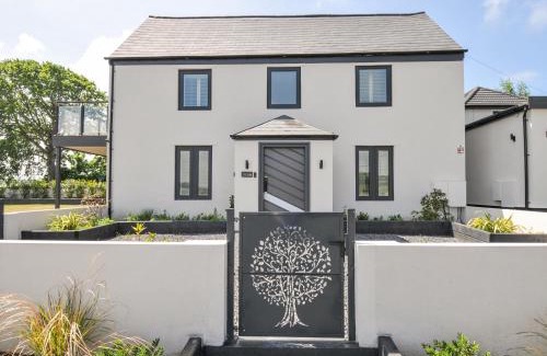 Westleigh House | Boathyde