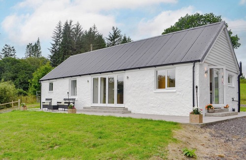 Taynuilt Cottage | Boatman's Cottage at Invernian Mor