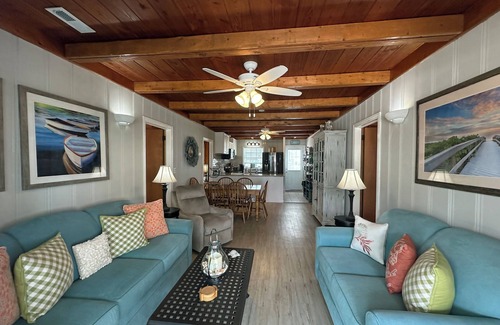Garden City House | Bobby's Girl - Second Row in Garden City Beach