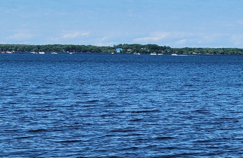Bobcaygeon House | Bobcaygeon Waterfront Access Big Lot