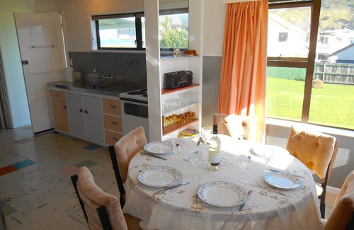 Mount Maunganui Cottage | Bobs Bach - Mt Maunganui Bach