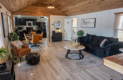 Eau Claire House | Bobs Landing steps from the Chippewa River!