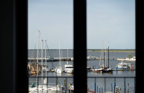Barth Apartment | Boddenblick Deluxe - Holiday apartment at the Barth marina