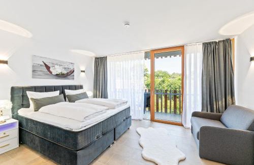Ohningen Apartment | Bodensee Penthouse 21D - Seesicht - Billiard - Massage - Trambolin - BBQ - Tischkicker - Parken - Panorama Exklusive