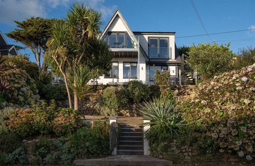 Praa Sands House | BODILLIAN