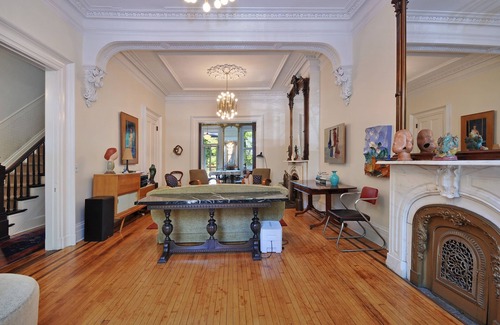 Boerum Hill House | Boerum Hill historic brownstone, close to all subways, on tree-lined street
