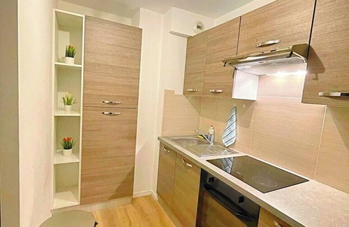 Blagnac Apartment | Bohemian apartment - WI-FI - Air conditioning - Parking - Netflix