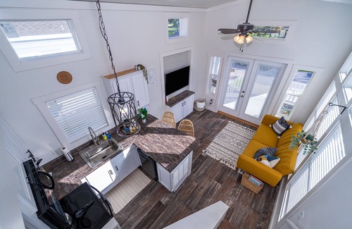 Kissimmee Cottage | Bohemian Chic Retreat - Tiny Home near Disney