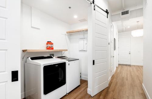 River North Art District House | Bohemian Hideaway | RiNo Art Lofts