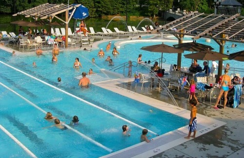 Midtown Apartment | Bohemian Rhap by Minty Living