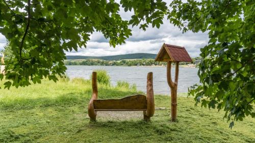Kranichfeld Apartment | BohnApartments Juwel am See, mitten in der Natur - gratis Parkplatz - Kamin - WLAN - Nähe Erfurt