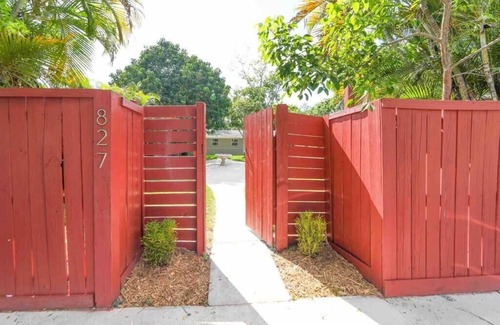 Riverside Park Apartment | Boho Apt. 3, |Beach | Airport| cruises port
