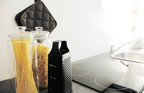 Dellviertel Apartment | Boho-artstudio: Schicke Designer-wohnung mit Workspace +zentral+wifi+alexa+