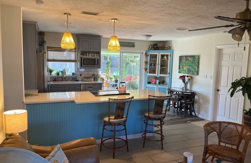South Bradenton House | Boho Beachy getaway with large backyard nestled between downtown and the beach