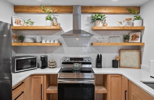 South Seminole Heights House | Boho Beauty 3b/2b near Armature!