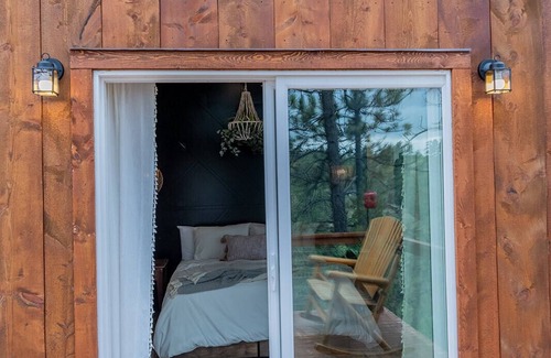 Billings House | Boho Bungalow @ Old Pine Retreats