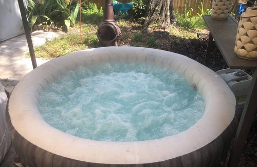 Disston Heights Apartment | Boho Chic 1BR apt with hot tub, yard and BBQ near beach & downtown St. Pete