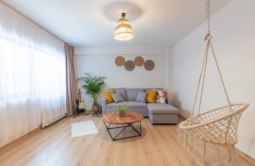 Koukaki Apartment | Boho Chic Apartment Under Acropolis