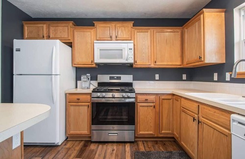 Aksarben - Elmwood Park House | Boho Chic Summary: En
