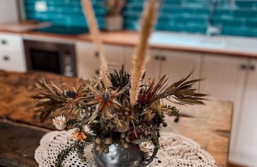 White Beach Cottage | Boho Cottage - close Port Arthur Historic Site