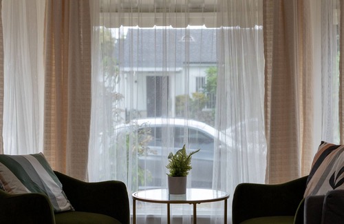 Rosemead House | BOHO Hidden Gem 3B2B King suite near DTLA Sleeps 8
