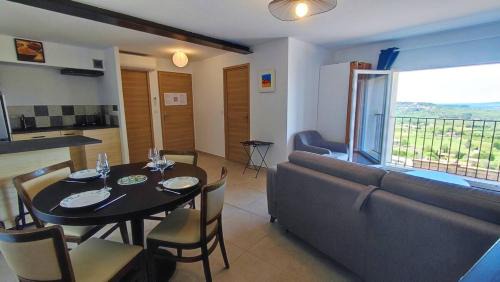 Bonnieux Apartment | BOHO location 1