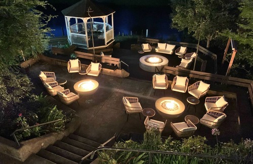 Northwood Hotel | Boho Manor Resort - Room B