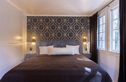 Northwood Hotel | Boho Manor Resort - Studio 30