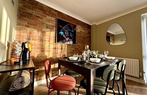 Southampton City Centre House | Boho Modern Entire House in Southampton