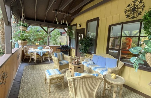 Pineola Cabin | Boho shabby chic shack In beautiful resort