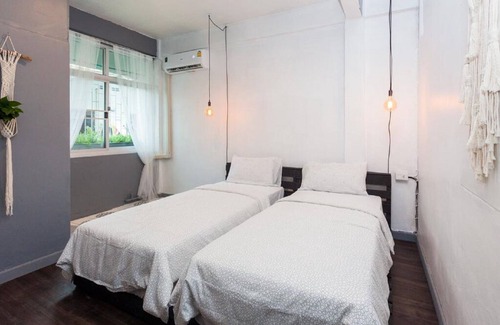 Wat Ratchabophit House | Boho Twin Room (T04)