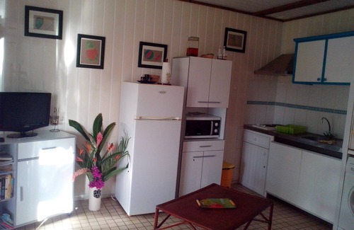 Bouillante Cottage | Boiling in Gite Rental, small-Anse area