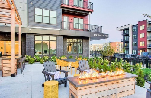 St. Peters Apartment | Bold 2126 I Corporate 1 Bedroom Apartment