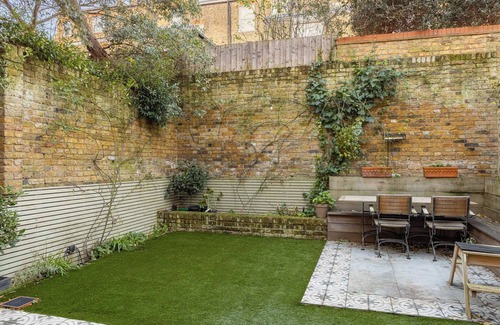 Addison House | Bolingbroke Road | Pro-Managed