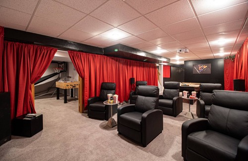 Bolingbrook House | Bolingbrook - Jonathan Way