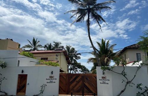 Maha Induruwa Hotel | Bombay Bicycle Club Bentota