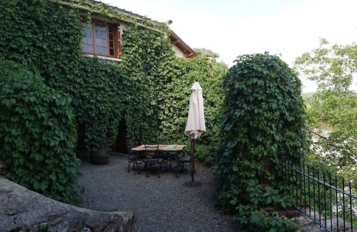 Le Riols Cottage | "Bon Accueil" Cosy cottage on the waterfront