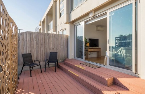 Bonbeach Apartment | Bon Beachfront Haven Cosy Coastal Calm