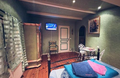 Moissac House | Bon camino