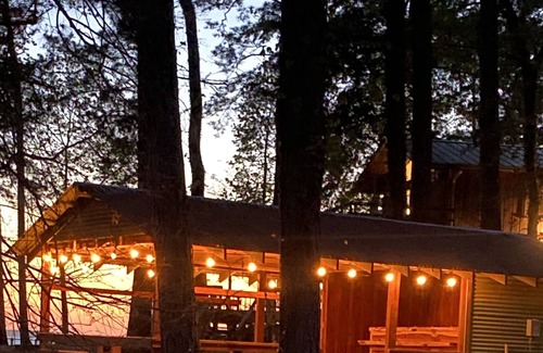 Negreet House | Bon Temp - Toledo Bend Lakeside Home.