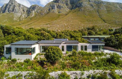 Betty's Bay House | BonAir Betty's Bay