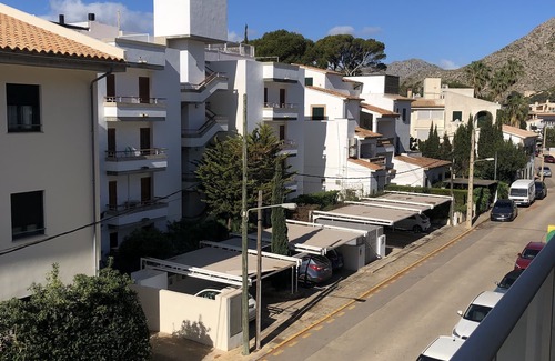 Puerto de Pollensa Apartment | Bonanca 2A - Beautiful apartment, 2 mins to beach, sleeps 4, use of pool & WIFI