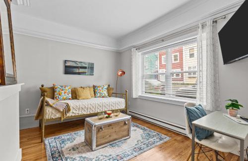Downtown St. John's Apartment | Bond St Flat 1bd 1bth Zen Garden Central