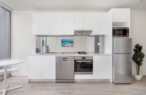 Bondi Apartment | BONDI BEACH STUDIOS: IV
