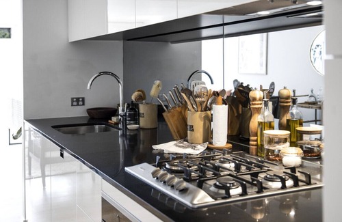 North Bondi Apartment | Bondi Boheme - Across the road from Bondi Beach